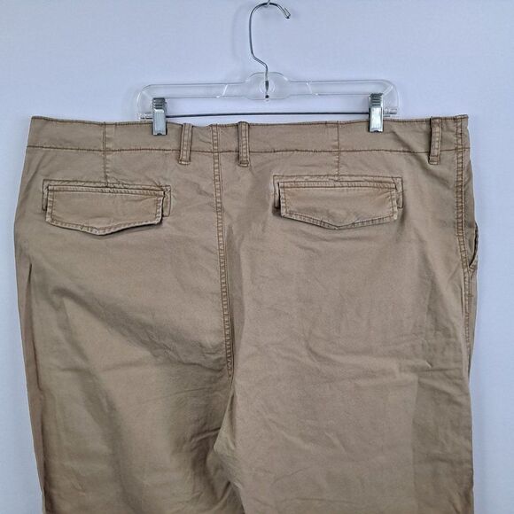 Mens Lived-in Loose Chinos NWT - Picture 7 of 10